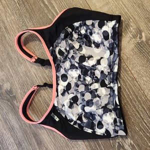 32I sports bra